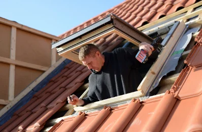 Pose de fenêtres de toit Velux à Chevrotaine
